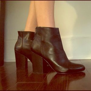 Steve Madden ankle booties